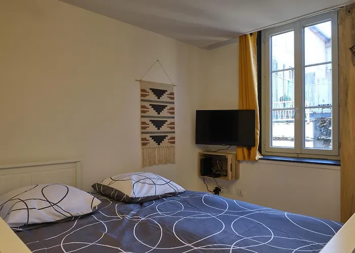 Meline - Bastide - Proche Place Carnot Proche Cite Medieval Apartment *